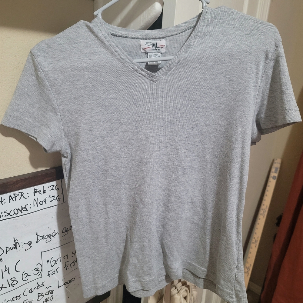 Vintage 90's Y2k Cropped Cotton Minimal Sport Gray V-Neck Short Sleeve Tee